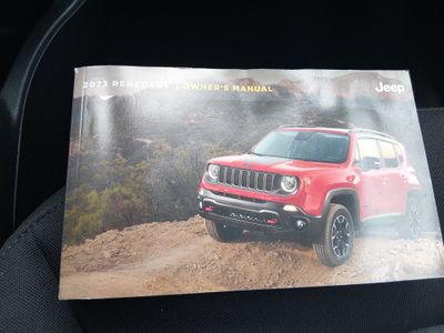 2023 Jeep Renegade - Photo 22