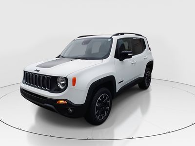 2023 Jeep Renegade - Photo 3