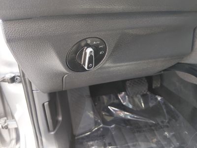 2024 Volkswagen Jetta - Photo 13