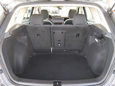 2024 Volkswagen Taos - Photo 11
