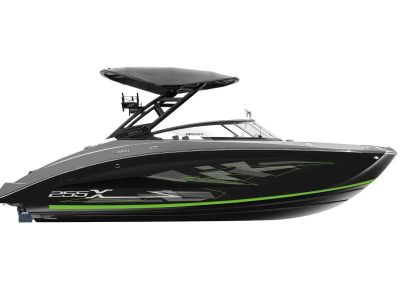 2026 Yamaha 255XE — front three-quarter view