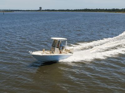 2026 Scout 231 XSB — front three-quarter view