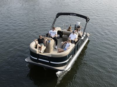 2026 Sylvan Mirage 820 CLZ DH — front three-quarter view
