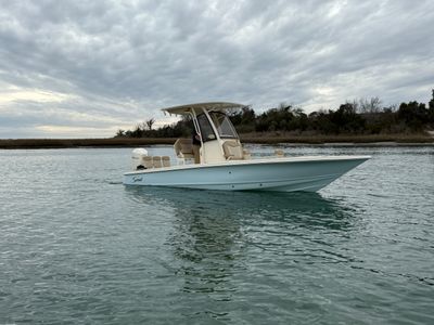 2025 Scout 231 XSB — front three-quarter view