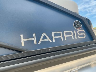 2025 Harris 230 Cruiser — side profile view