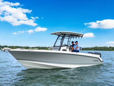 2025 Boston Whaler 230 Outrage — front three-quarter view