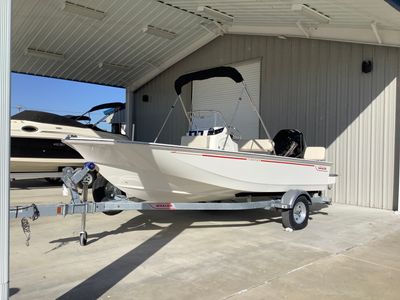 2026 Boston Whaler 170 Montauk — front three-quarter view