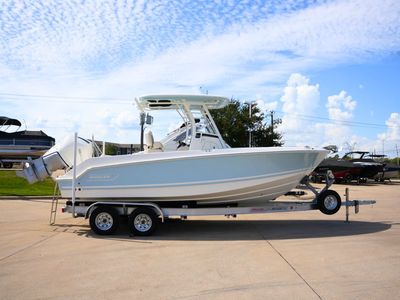 2026 Boston Whaler 230 Outrage — front three-quarter view