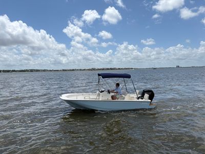 2026 Boston Whaler 170 Montauk — front three-quarter view