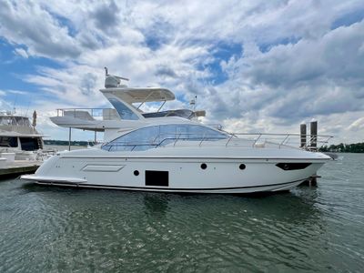 2019 Azimut 50 FLYBRIDGE — front three-quarter view