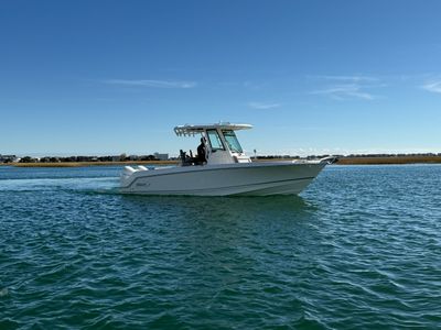 2026 Boston Whaler 250 Outrage — front three-quarter view