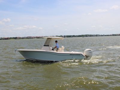 2026 Grady-White Fisherman 257 — front three-quarter view