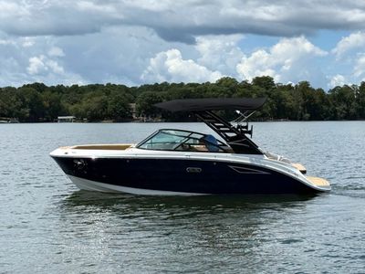 2026 Sea Ray SDX 230 Surf — front three-quarter view