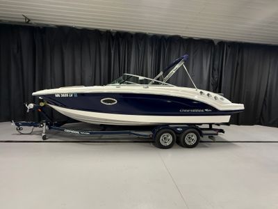2019 Chaparral 246 — front three-quarter view