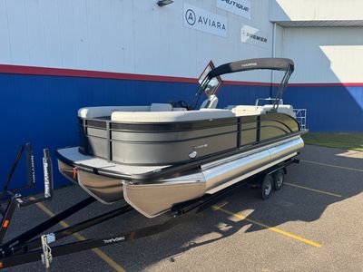2026 Harris Cruiser 230 — front three-quarter view