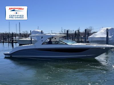 2022 Sea Ray SLX 400 — front three-quarter view
