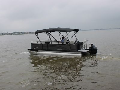 2026 Harris Cruiser 210 — front three-quarter view