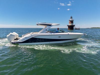 2026 Sea Ray SLX 310 Outboard — front three-quarter view