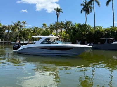 2026 Sea Ray SLX 400 Outboard — front three-quarter view