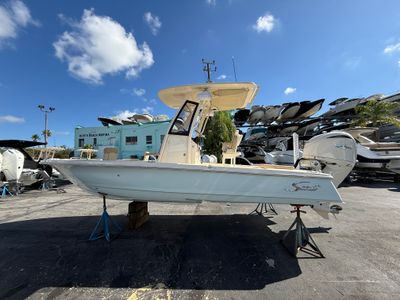 2026 Scout 231 XSB — front three-quarter view
