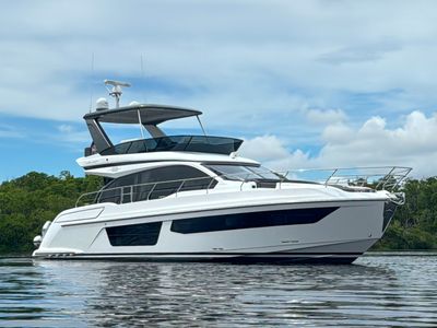 2023 Azimut 53 FLY — front three-quarter view