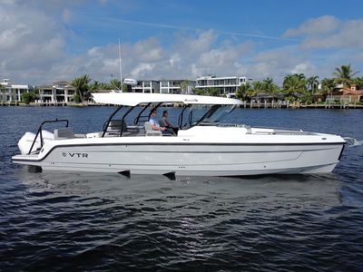 2026 Cruisers Yachts 38 VTR — front three-quarter view