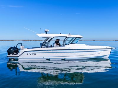 2026 Cruisers Yachts 38 VTR — front three-quarter view