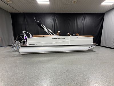 2026 Premier 230 SOLARIS — front three-quarter view