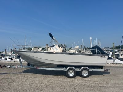 2026 Boston Whaler 210 Montauk — front three-quarter view