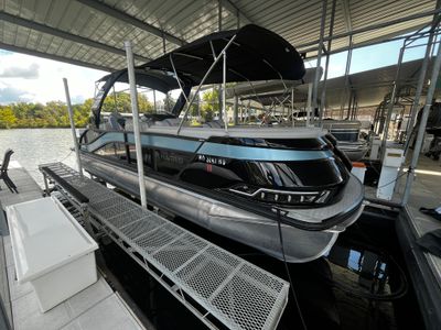 2023 Harris 250 GM — front three-quarter view