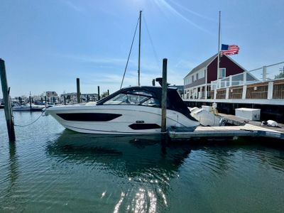 2025 Sea Ray 370 SUNDANCER OB — front three-quarter view