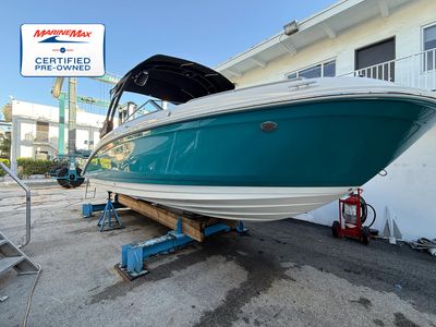 2024 Sea Ray SDX 270 Outboard — front three-quarter view