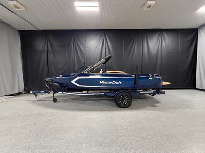 2026 Mastercraft ProStar — front three-quarter view