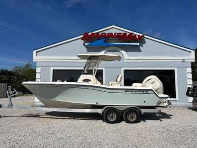 2026 Grady-White Fisherman 216 — front three-quarter view