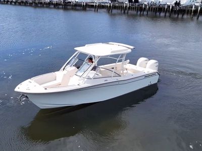 2026 Grady-White Freedom 275 — front three-quarter view