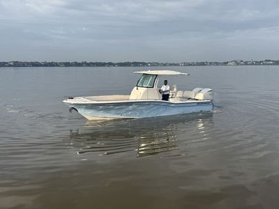 2026 Grady-White 281 CE — front three-quarter view