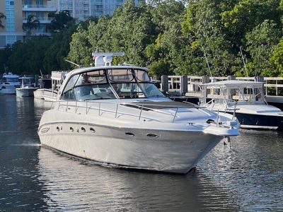 2002 Sea Ray 460 SUNDANCER — front three-quarter view