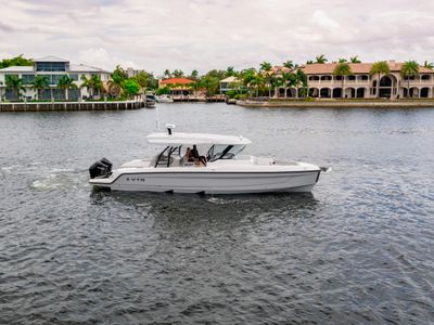 2026 Cruisers Yachts 38 VTR — front three-quarter view