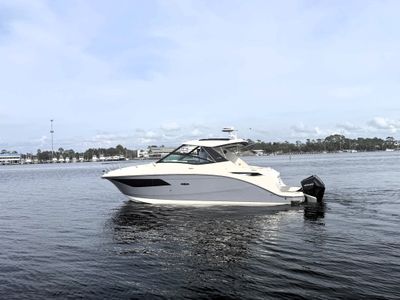 2023 Sea Ray 320 SUNDANCER — front three-quarter view