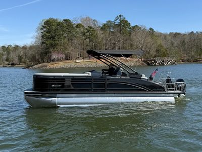 2026 Harris Solstice 250 — front three-quarter view