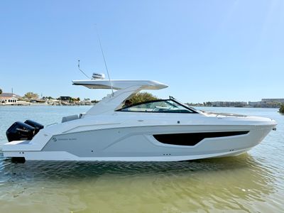 2026 Cruisers Yachts 34 GLS Outboard — front three-quarter view