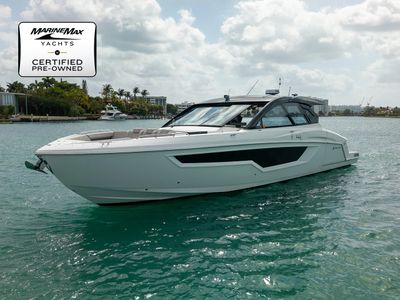 2024 Cruisers Yachts 50 GLS — front three-quarter view