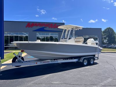 2026 Boston Whaler 250 Dauntless — front three-quarter view