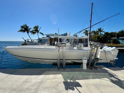 2024 Intrepid 407 NOMAD FE — front three-quarter view