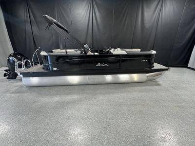2026 Barletta S22QC — front three-quarter view