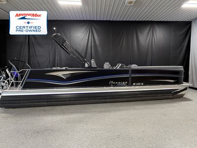 2022 Premier 270INTRIGUE — front three-quarter view