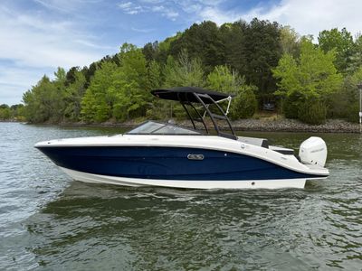 2026 Sea Ray SPX 210 Outboard — front three-quarter view