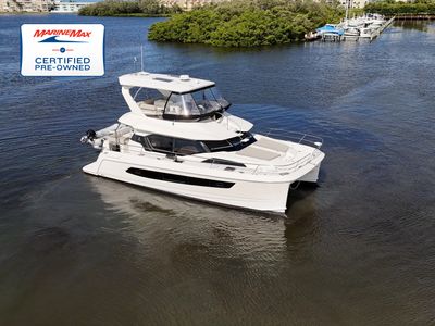 2024 Aquila 44 Yacht — front three-quarter view