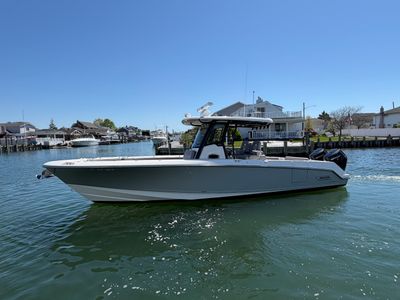 2024 Boston Whaler 330 OUTRAGE — front three-quarter view