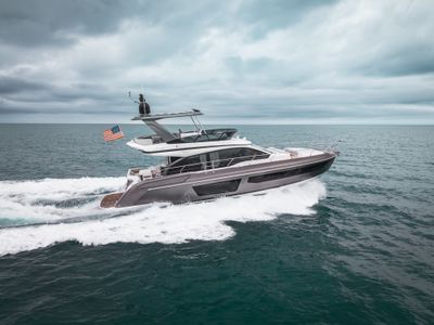 2023 Azimut 53 FLY — front three-quarter view